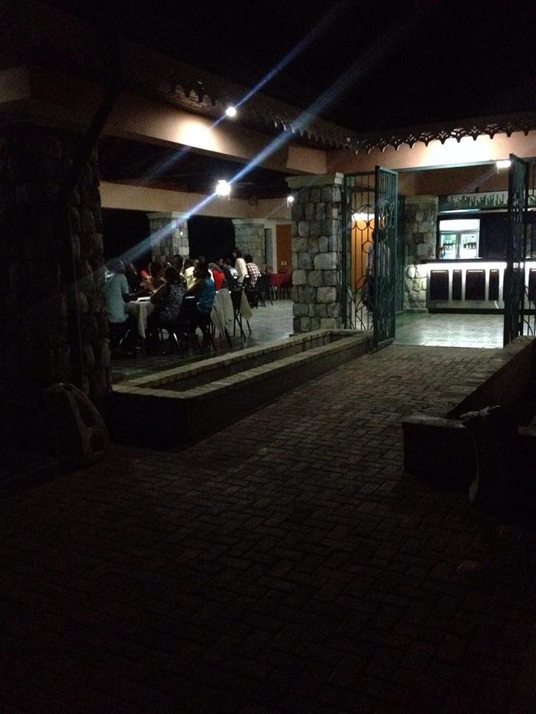 Hotel La Cretonne Les Cayes Esterno foto